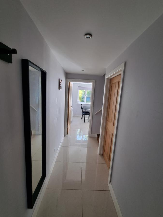 Single Room With En-Suite Shower Room In Zone 1 London Exterior photo